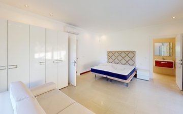 Property slide 25