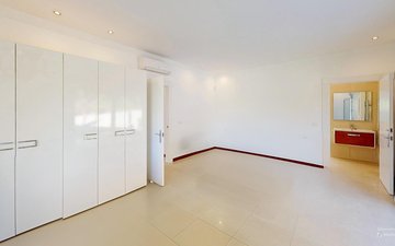 Property slide 39