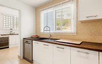 Property slide 16