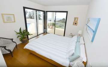 Property slide 18
