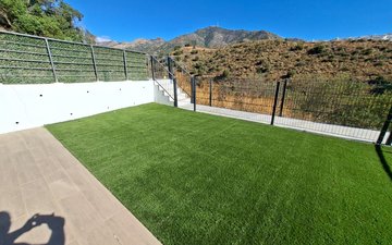 Property slide 61
