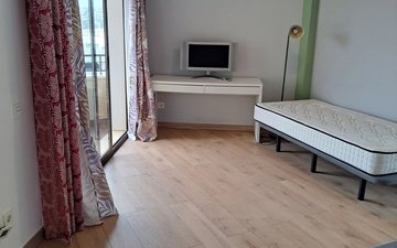 Property slide 16