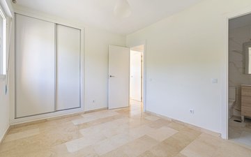 Property slide 14