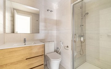 Property slide 19