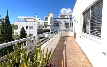 Property slide 15