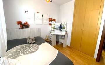 Property slide 25