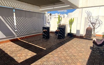Property slide 48