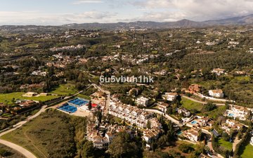 Property slide 32
