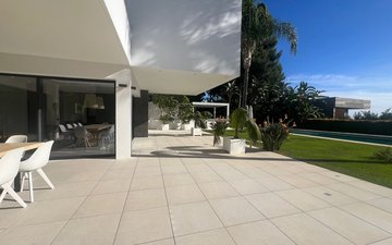 Property slide 17