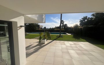 Property slide 31