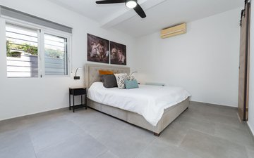 Property slide 15