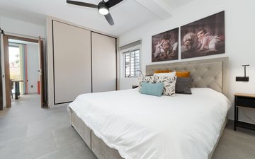 Property slide 16