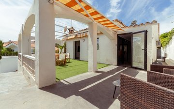 Property slide 21