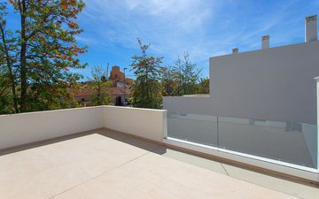 Property slide 20