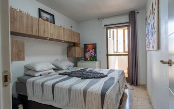 Property slide 15