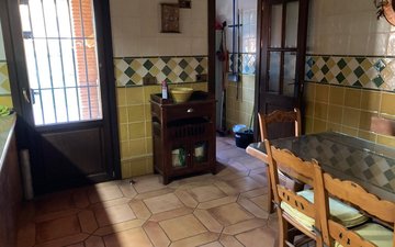 Property slide 29