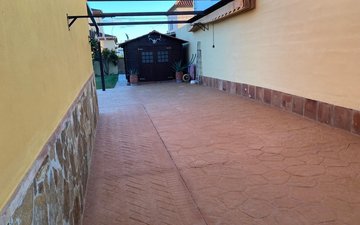 Property slide 46