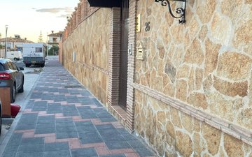 Property slide 50