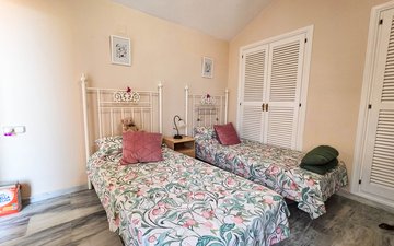 Property slide 16