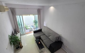 Property slide 21
