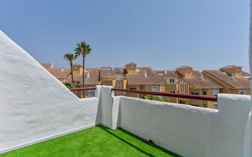 Property slide 21