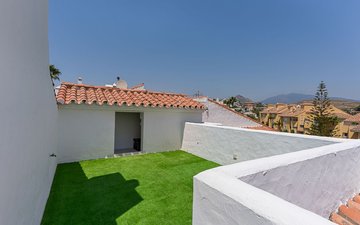 Property slide 22