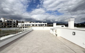 Property slide 32