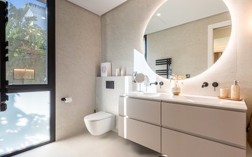 Property slide 19