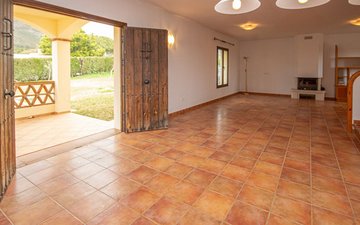 Property slide 25