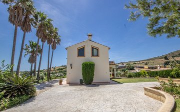 Property slide 28