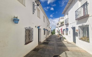 Property slide 26