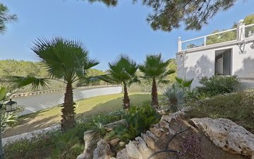 Property slide 15