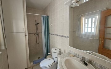 Property slide 24
