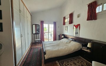 Property slide 8
