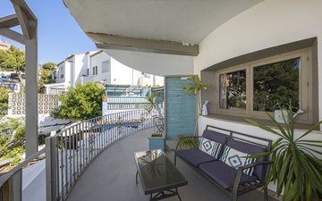 Property slide 19