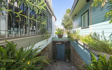 Property slide 35