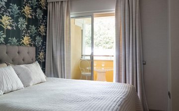 Property slide 17