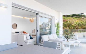 Property slide 10