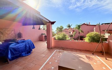 Property slide 25