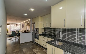 Property slide 12