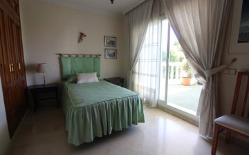 Property slide 22