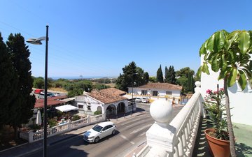 Property slide 24