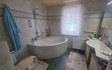 Property slide 15