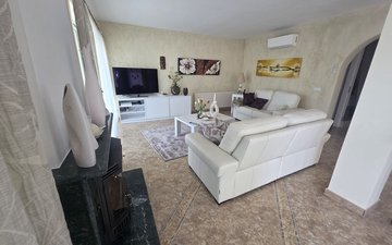 Property slide 4
