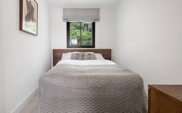 Property slide 24