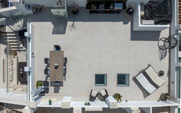 Property slide 32