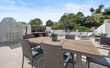 Property slide 44