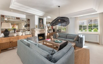 Property slide 16