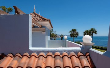 Property slide 35
