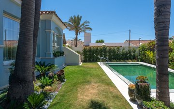 Property slide 39